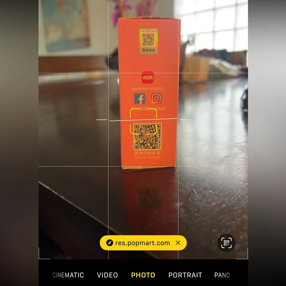 Crybaby Crying for Love Phone Charm Blind Box - Picture 2 of 7